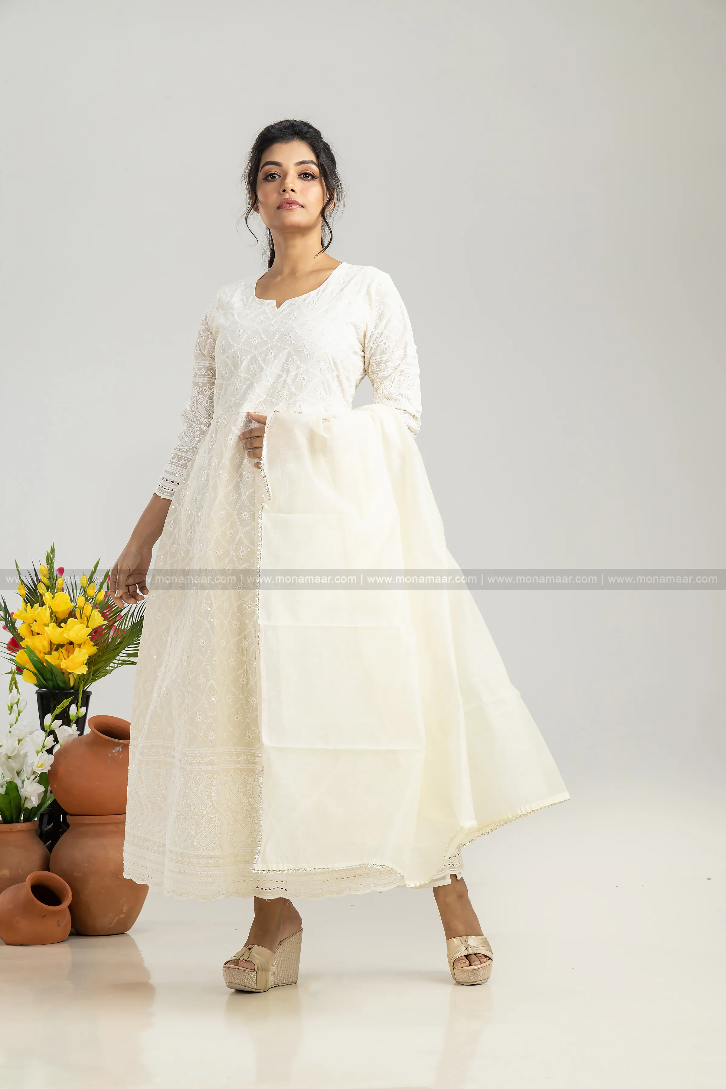 White Chikankari Kurti Set - Image 3