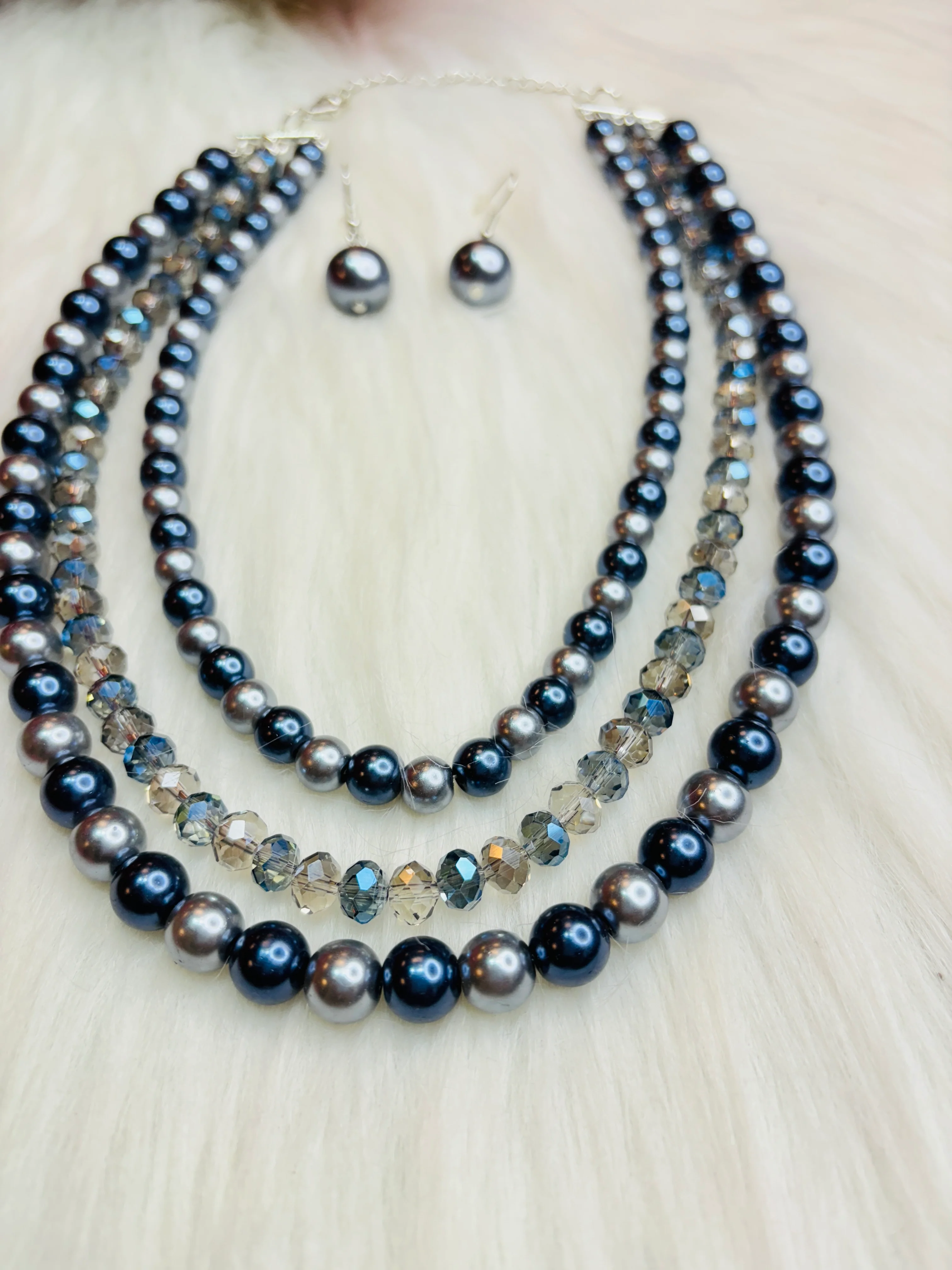 Sagar Jaisi- Fancy Statement Jewellery Set - Image 10