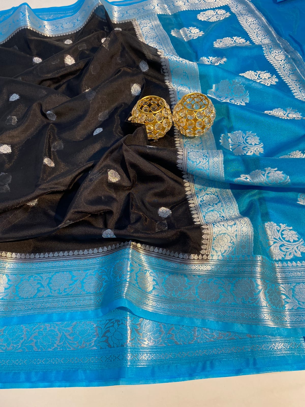 Banarasi Semi Georgette Soft Silk  Saree - Image 3