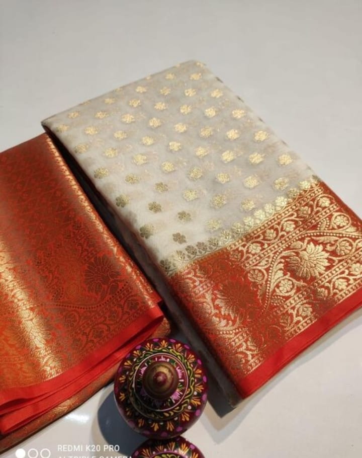 Banarasi Semi Georgette Soft Silk  Saree - Image 3