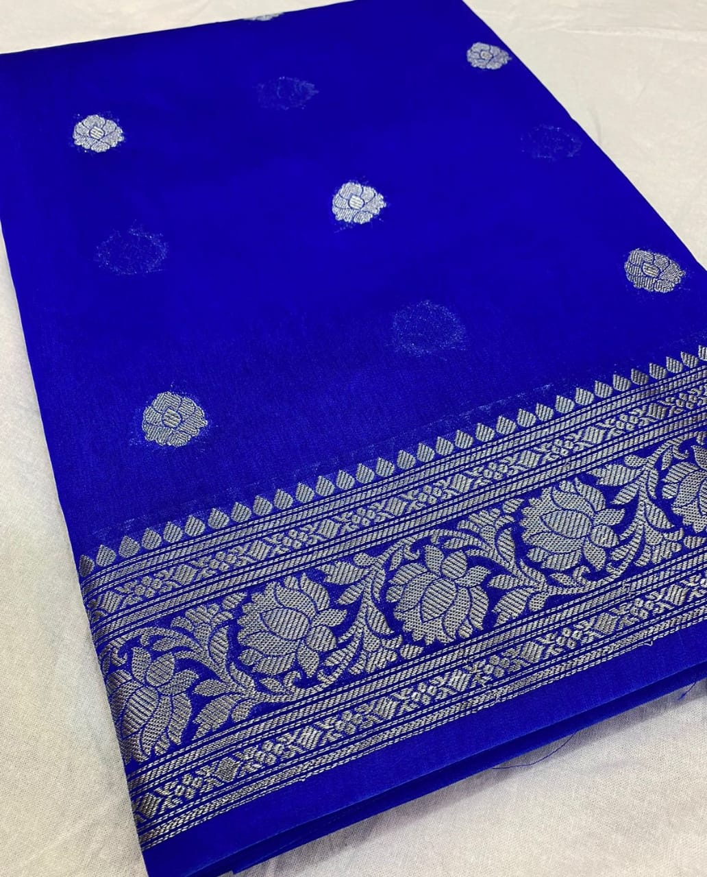 Banarasi Semi Georgette Soft Silk Saree - Image 3