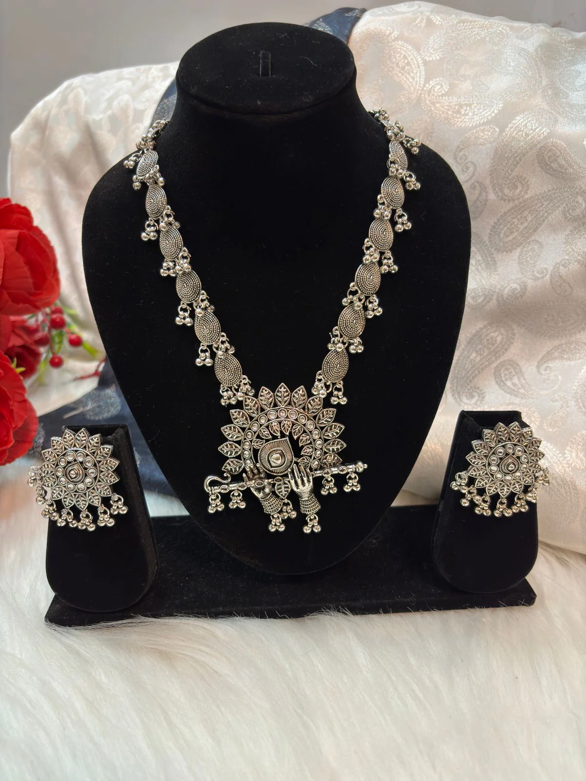 Lord Krishna Flute Inspired -Necklace Set - Image 5