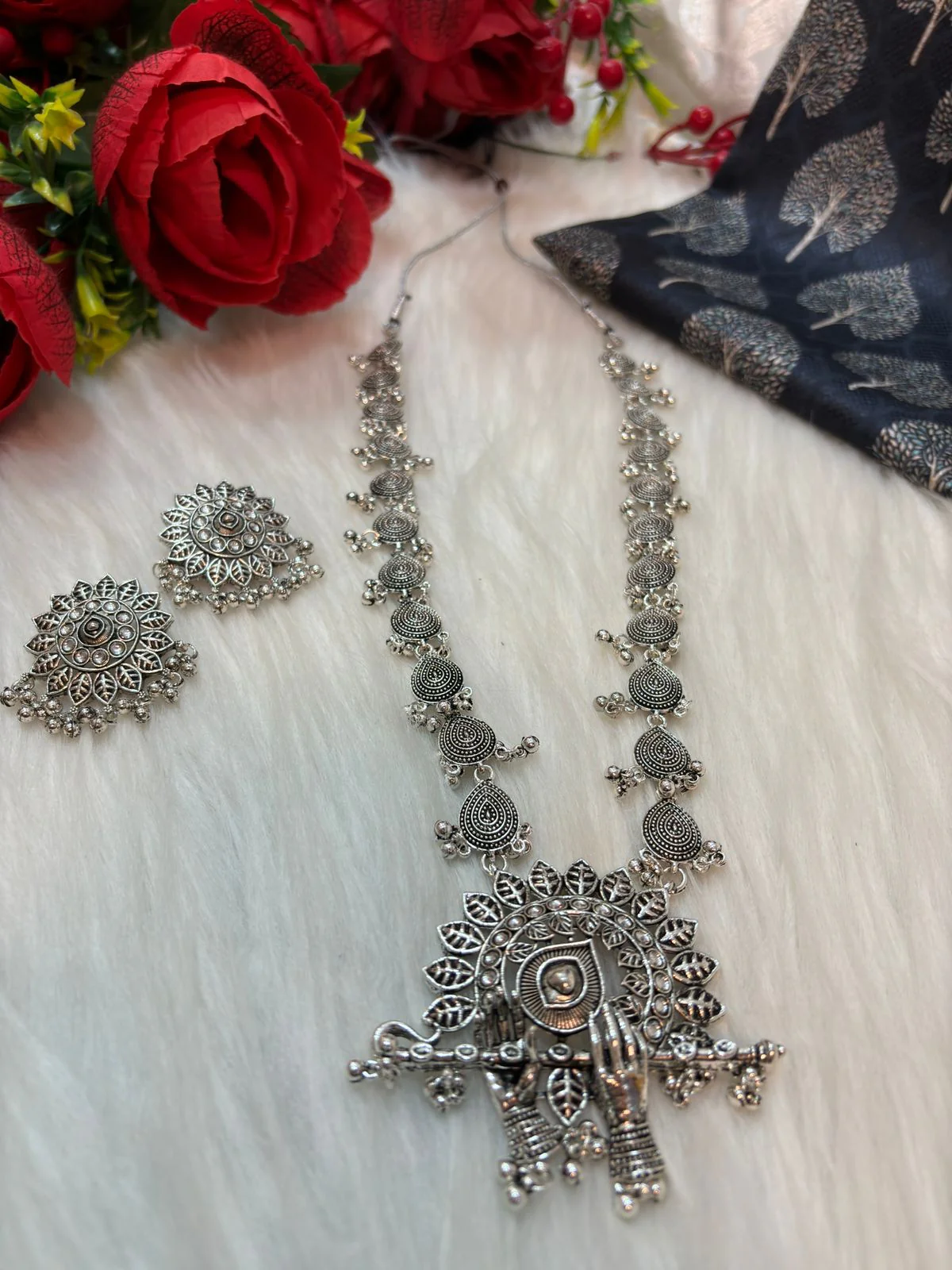 Lord Krishna Flute Inspired -Necklace Set - Image 8