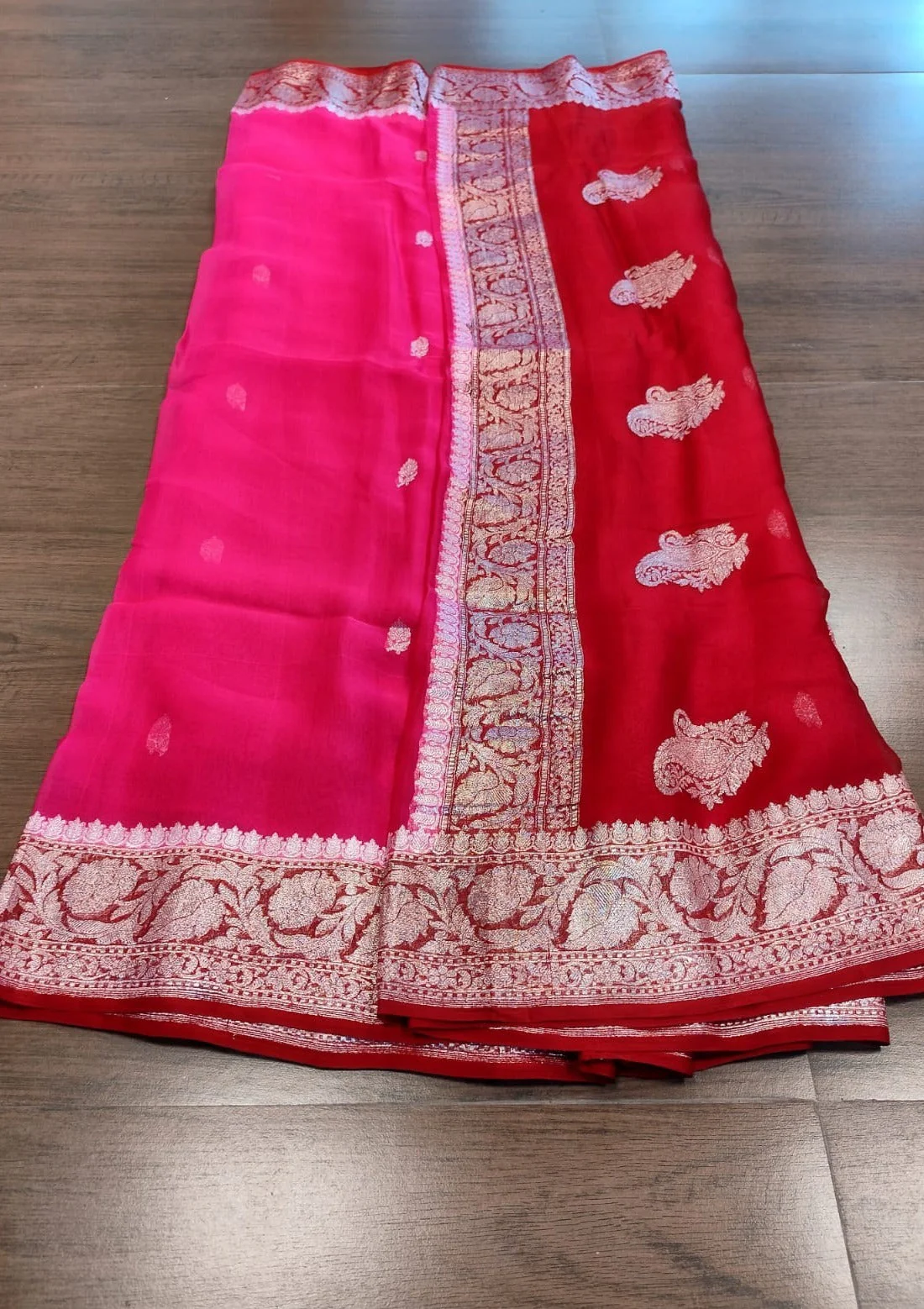 Double Cuddle Khaddi Chiffon Banarasi saree - Image 5