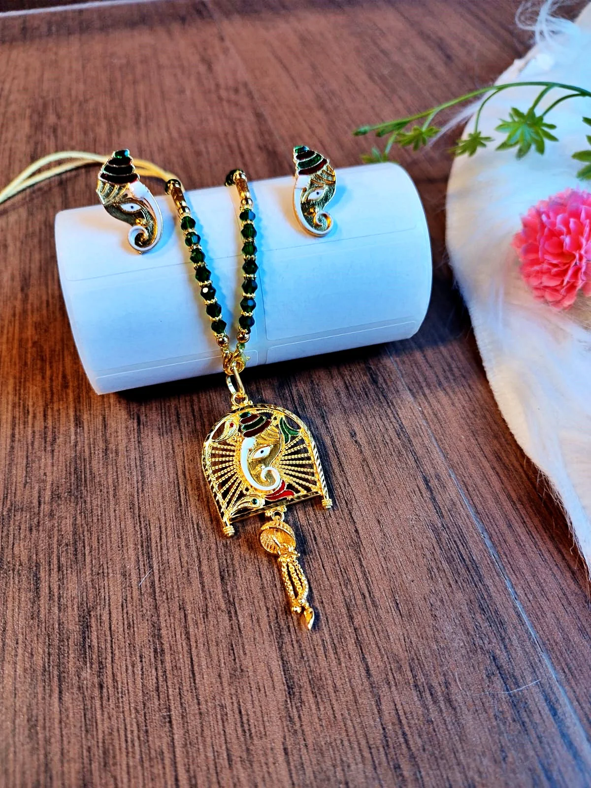 Ganpati Bappa Special Gold Plated Necklace Set - Image 5