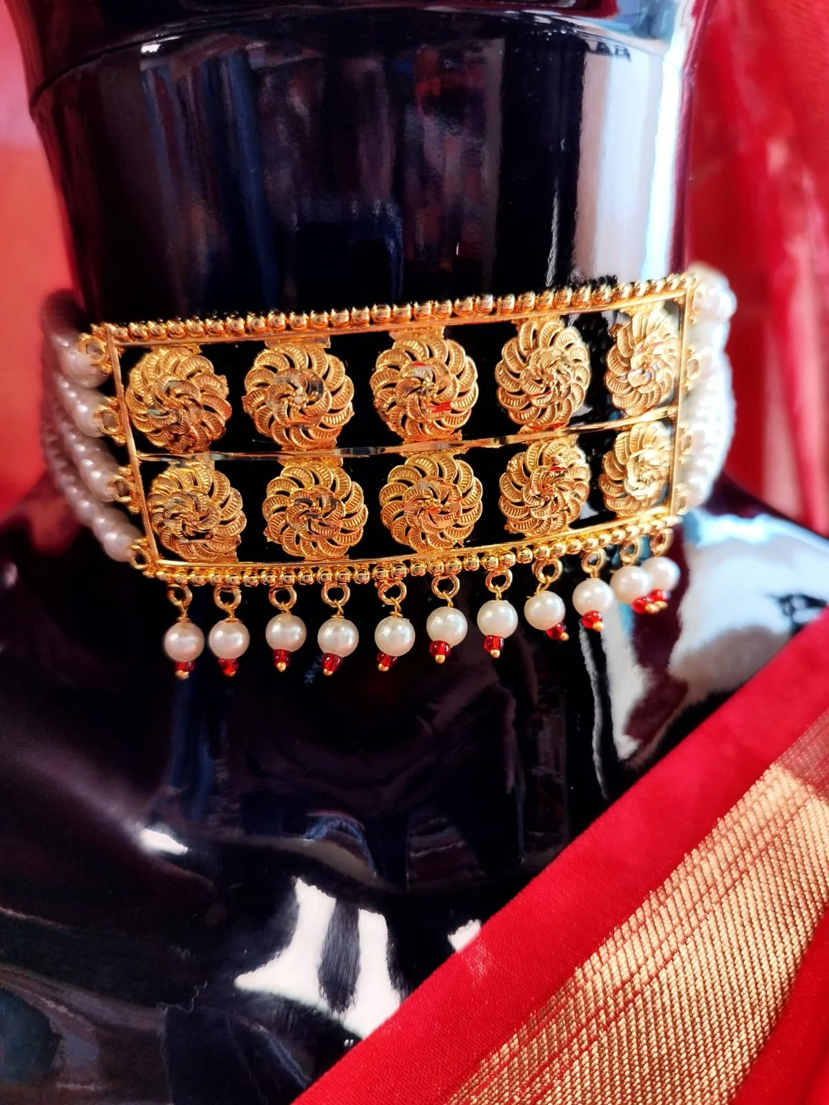 Gold Plated Chocker Necklace set - Image 6