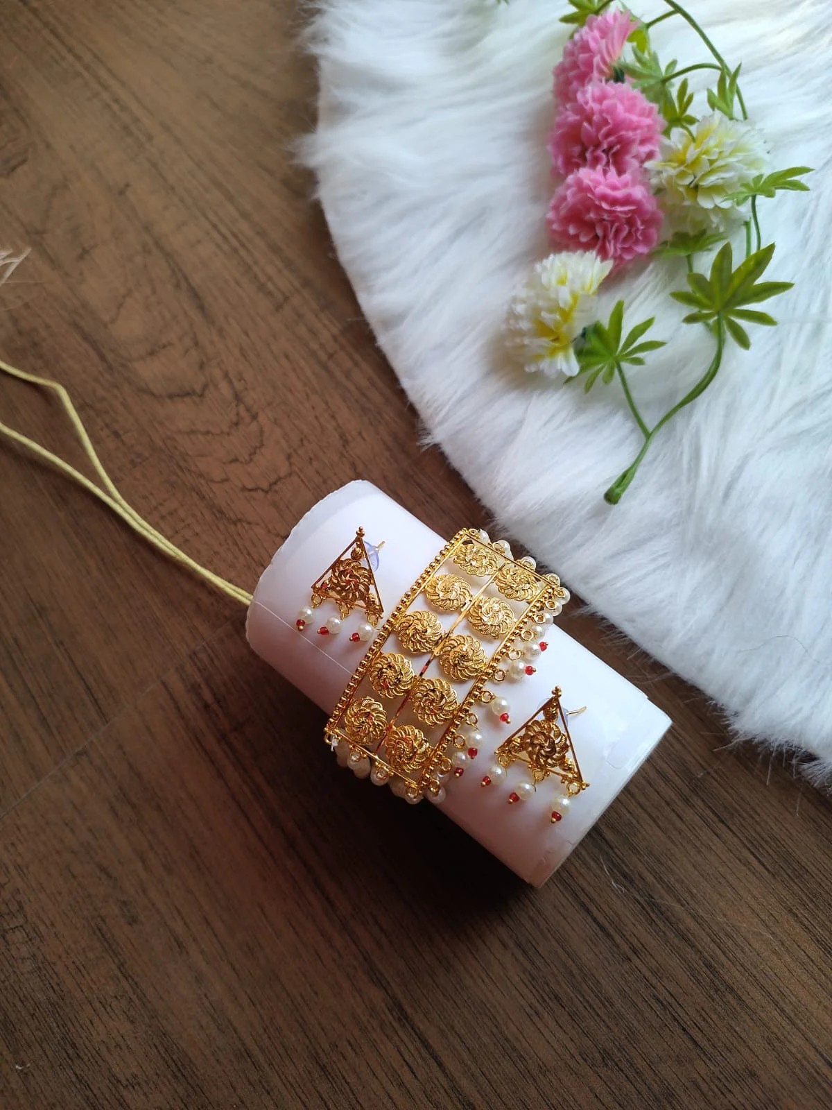 Gold Plated Chocker Necklace set - Image 7