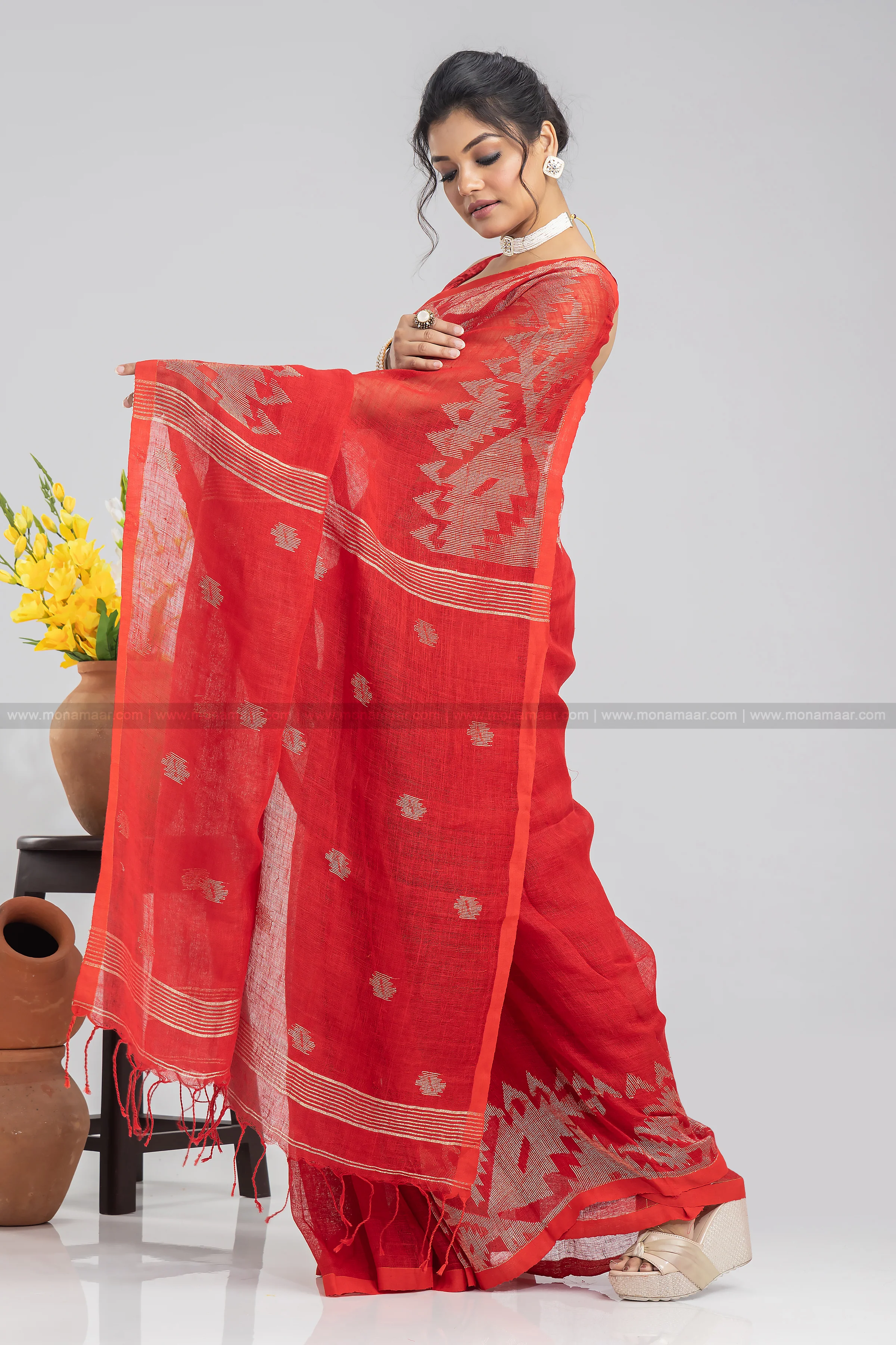 Karat Linen Jamdani Saree - Image 3