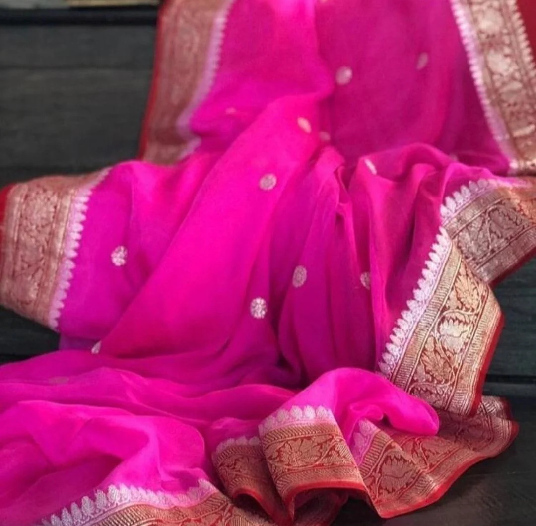 Legacy Of Khaddi Chiffon Handloom Banarasi Saree - Image 3