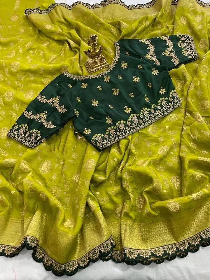 Magical Yellow Green Combination Banarasi Silk Saree - Image 8