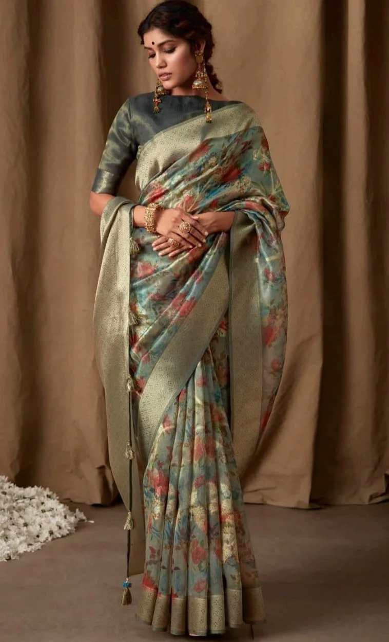 Navya - Purely Praising (Designer Linen Saree) - Image 3