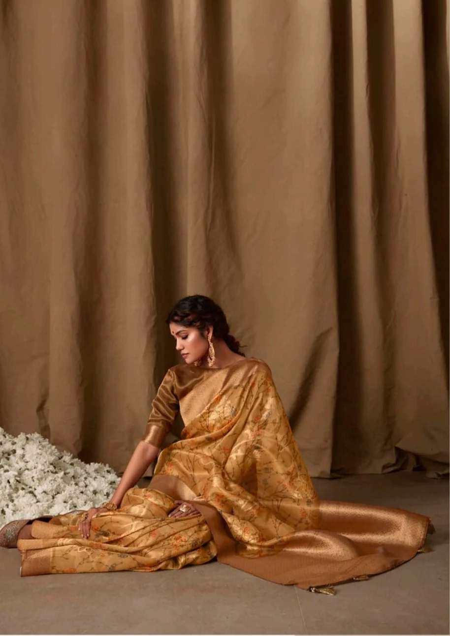 Navya - Purely Praising (Designer Linen Saree) - Image 3