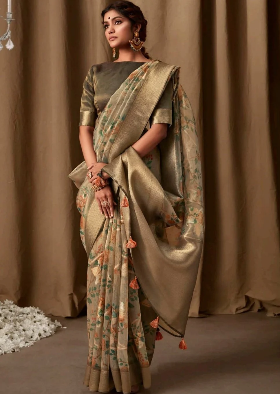 Navya - Purely Praising (Designer Linen Saree) - Image 3