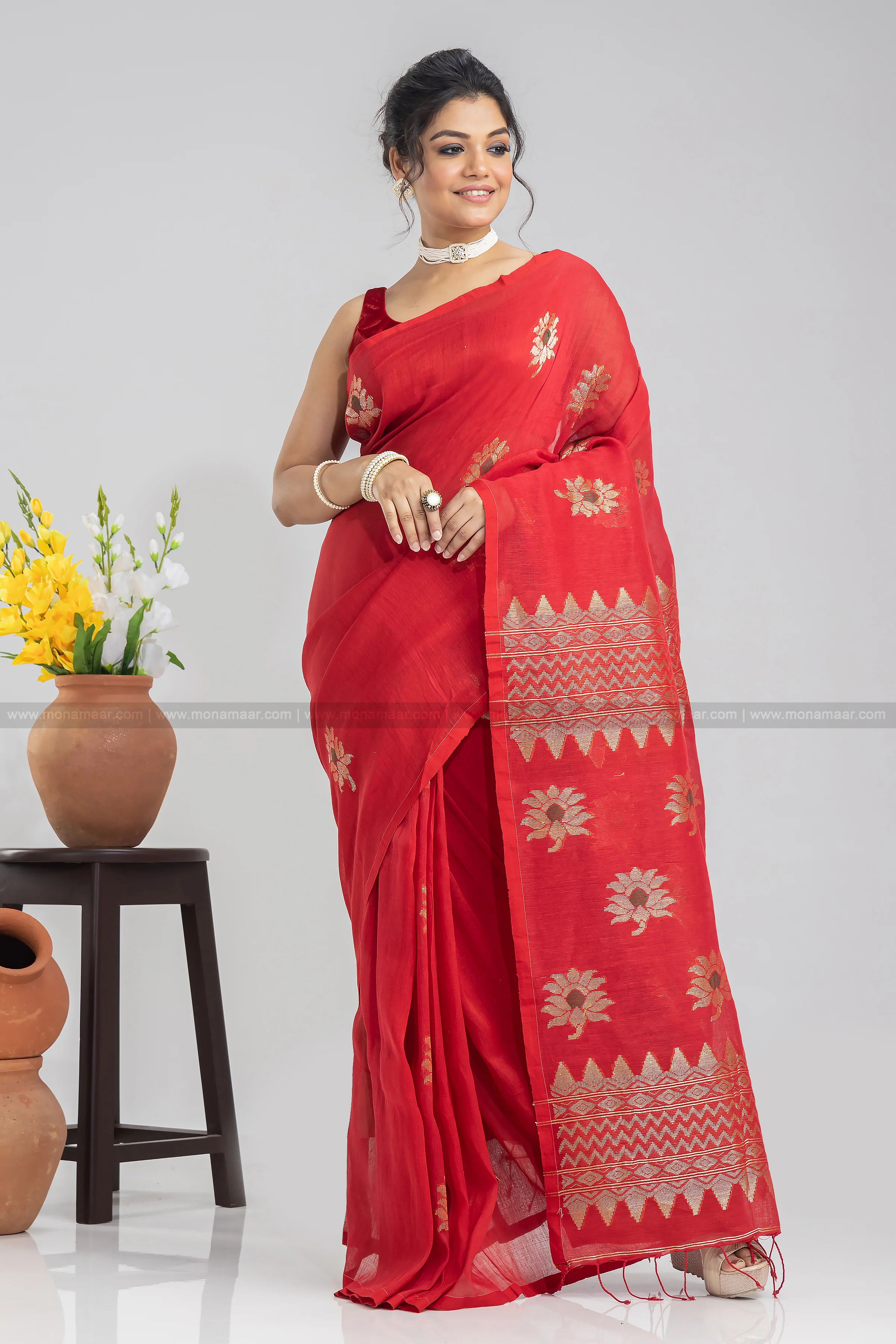 Red Linen Banarasi Saree - Image 6