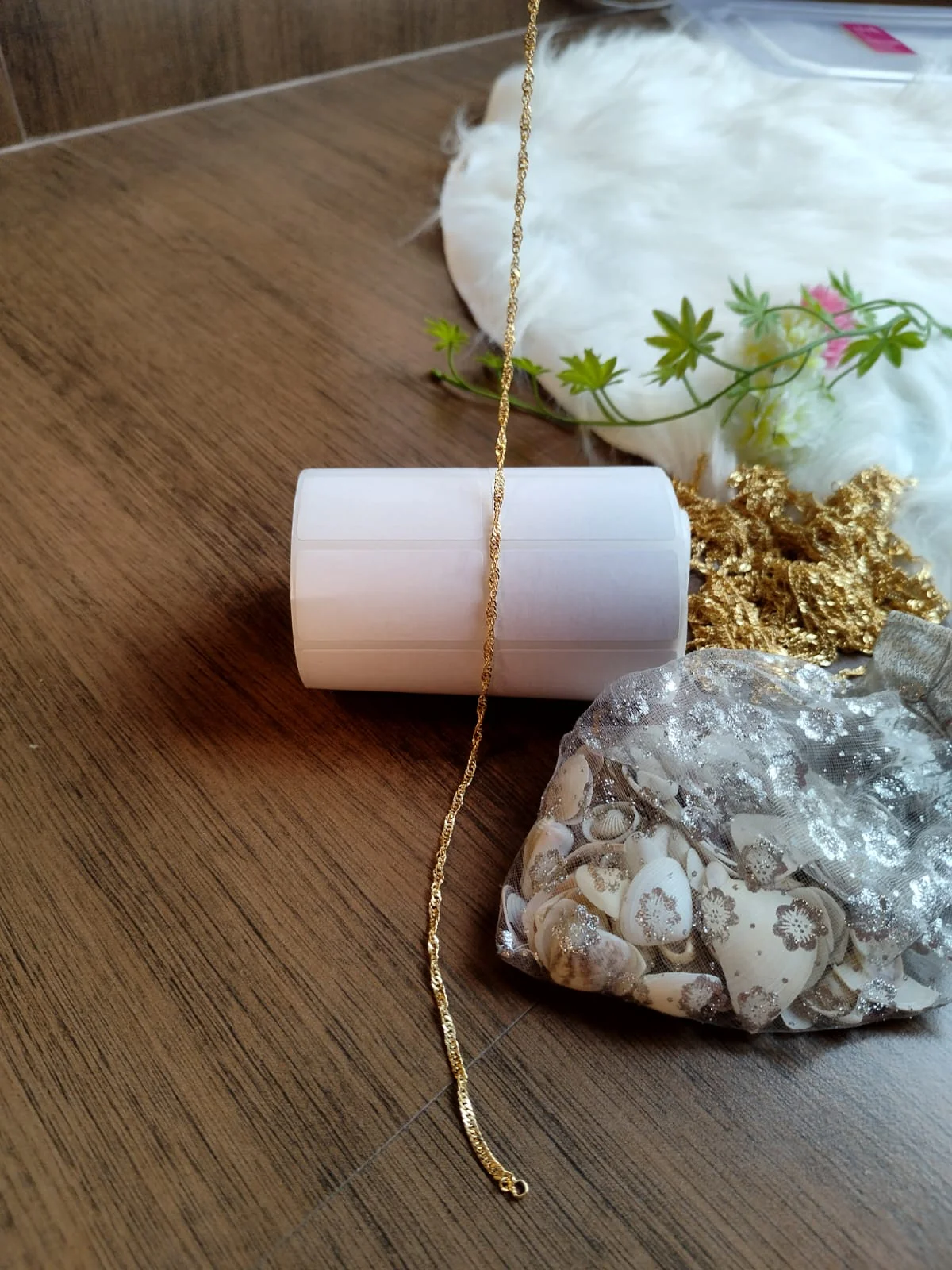 Simple And Shining Look- Single Gold Plated Chain - Image 4