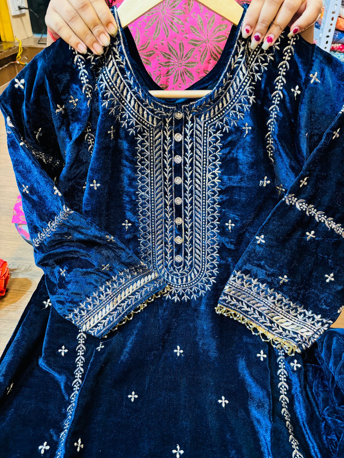 Royal Velvet kurti set - Image 3